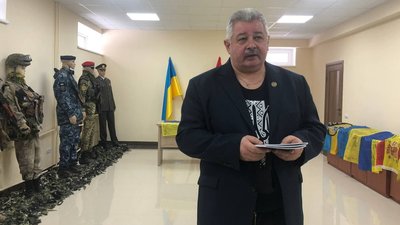 У Тернополі відкрили виставку до Дня українського добровольця У Тернополі відкрили виставку до Дня українського добровольця