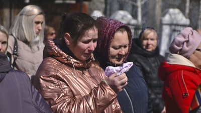 У Біляївці попрощалися військовослужбовцями, які загинули під Миколаєвом У Біляївці попрощалися військовослужбовцями, які загинули під Миколаєвом