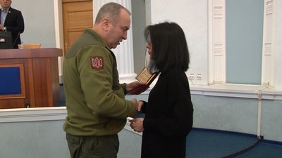 Чотирьох військових з Черкащини нагородили посмертно Чотирьох військових з Черкащини нагородили посмертно