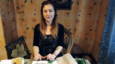 Новорічні іграшки зі скла виготовляє пара із Закарпаття Новорічні іграшки зі скла виготовляє пара із Закарпаття