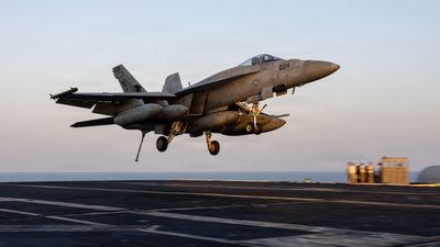 Американський літак F/A-18E Super Hornet 