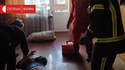 "Впала і не могла підвестись". У Луцьку врятували пенсіонерку, яка зачинилася у квартирі "Впала і не могла підвестись". У Луцьку врятували пенсіонерку, яка зачинилася у квартирі