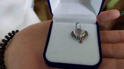 На Сумщині дітям воїнів, що загинули на сході, вручали кулони "Батьківське серце"