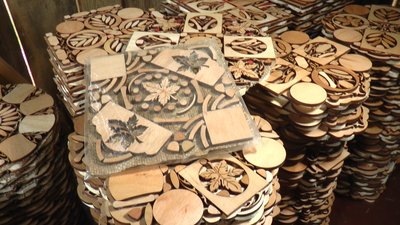 Прикарпатець Іван Книшук виготовляє сувеніри з дерева Прикарпатець Іван Книшук виготовляє сувеніри з дерева