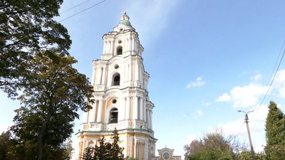 У Чернігові комісія Мінкульту закрила і опечатала низку найбільших храмів: що про це відомо У Чернігові комісія Мінкульту закрила і опечатала низку найбільших храмів: що про це відомо