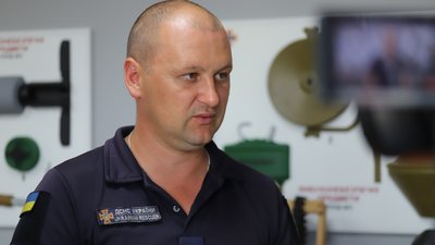 Начальник групи піротехнічних робіт головного управління ДСНС Волині Віталій Галаша Начальник групи піротехнічних робіт головного управління ДСНС Волині Віталій Галаша