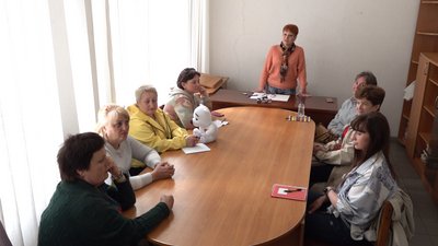 Розмовний клуб: у Черкасах переселенців навчають української мови