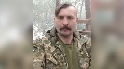 На Чернігівщині попрощалися з чотирма військовими, які загинули під час виконання завдань на сході України