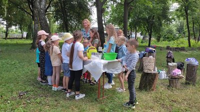 Екскурсії, уроки зоології та майстеркласи: у Луцьку завершилось навчання в літній екошколі