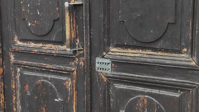У Чернівцях планують відремонтувати двоє дверей в історичному центрі міста У Чернівцях планують відремонтувати двоє дверей в історичному центрі міста