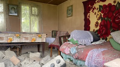 "Він би не вижив": наслідки удару БпЛА 6 травня по приватному будинку на Полтавщині "Він би не вижив": наслідки удару БпЛА 6 травня по приватному будинку на Полтавщині
