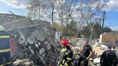 РФ завдала удару по Куп'янському району: загинули понад 40 людей РФ завдала удару по Куп'янському району: загинули понад 40 людей