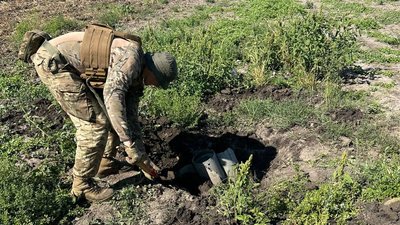 "На одному метрі до шести нерозірваних снарядів": хмельницький сапер про розмінування "На одному метрі до шести нерозірваних снарядів": хмельницький сапер про розмінування