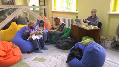 Що таке "кікімори" і як їх виготовляють. Репортаж із волонтерського цеху в Івано-Франківську Що таке "кікімори" і як їх виготовляють. Репортаж із волонтерського цеху в Івано-Франківську