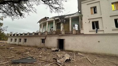 Колишній палац культури у Краматорську зруйнований під час обстрілу 18 жовтня 2026 року