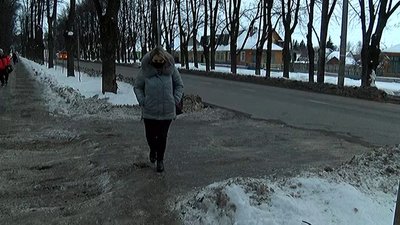 У Сумах через ожеледь на чверть збільшилась кількість травмувань У Сумах через ожеледь на чверть збільшилась кількість травмувань