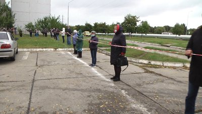 Будівлю зведуть поряд з високовольною мережею та в охоронній зоні ХАЕС. Будівлю зведуть поряд з високовольною мережею та в охоронній зоні ХАЕС.