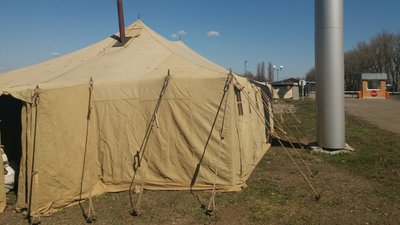 Намети для обсервації на кордоні з РФ: репортаж з Юнаківки на Сумщині
