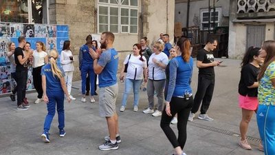 У Львові для працівників міської ради провели розминку