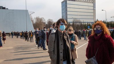 Латвія скасувала обов’язкове носіння масок на вулиці
