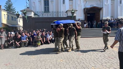 Прощання з бійцем Андрієм Саком у Луцьку