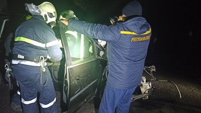 На Вінниччині сталася ДТП за участю фури та легкових автівок. Загинули дві людини На Вінниччині сталася ДТП за участю фури та легкових автівок. Загинули дві людини