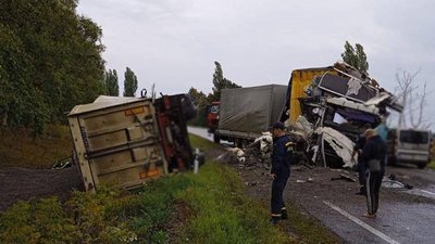Деталі ранкової ДТП на Черкащині: двоє водіїв померли в лікарні