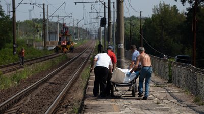 Станція Квітнева
