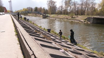 У Рівному семирічний школяр організував толоку перед Великоднем