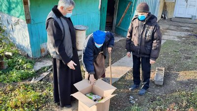 Допомогу отримали люди у скрутному становищі