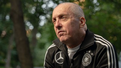 Звільнений з полону цивільний Володимир Черкас
