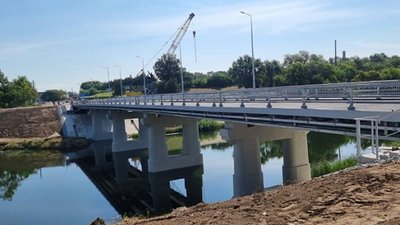 На Херсонщині після ремонту поновили рух мостом через Північно-Кримський канал На Херсонщині після ремонту поновили рух мостом через Північно-Кримський канал