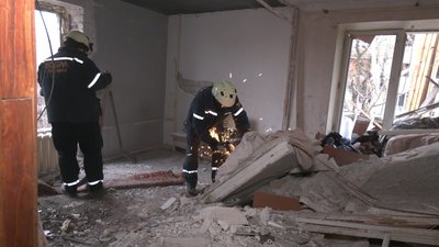 "Спочатку ніхто нічого не зрозумів". Що про ракетний обстріл Запоріжжя розповіли очевидці "Спочатку ніхто нічого не зрозумів". Що про ракетний обстріл Запоріжжя розповіли очевидці