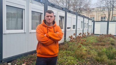 Бізнесмен з Одеси працює адміністратором модульного містечка для ВПО у Львові