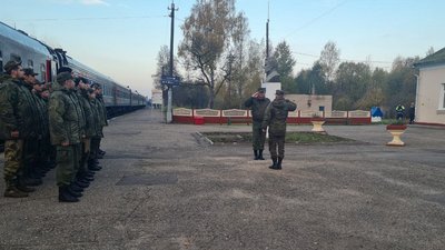 У Білорусь разом із військовими РФ завозять боєприпаси з Далекого Сходу — ЗМІ
