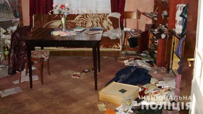 На Закарпатті через сварку жінка до смерті побила односільчанку На Закарпатті через сварку жінка до смерті побила односільчанку