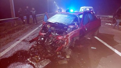 У ДТП біля Чернігова одна людина загинула, одна травмувалася У ДТП біля Чернігова одна людина загинула, одна травмувалася