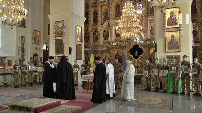 У Полтаві вшанували загиблих українських воїнів У Полтаві вшанували загиблих українських воїнів