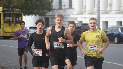 У Полтаві влаштували забіг, щоб зібрати гроші для ЗСУ