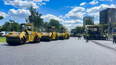 У Києві на Кільцевій дорозі частково обмежили рух транспорту У Києві на Кільцевій дорозі частково обмежили рух транспорту