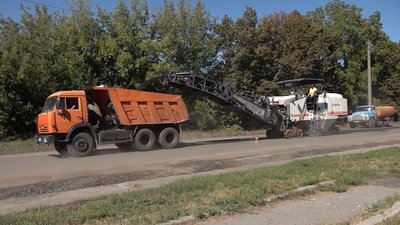 Не ремонтували більше 30 років: на Черкащині відновлюють дорогу Не ремонтували більше 30 років: на Черкащині відновлюють дорогу