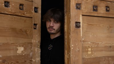 Рома Майк: Я займаюся всім, що приносить гроші, щоби вливати їх в музику Рома Майк: Я займаюся всім, що приносить гроші, щоби вливати їх в музику