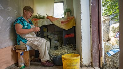 “Стукатиму в усі двері, щоб зробити зелений туризм” – майстриня з сіноплетіння Ірина Северин з Дніпропетровщини “Стукатиму в усі двері, щоб зробити зелений туризм” – майстриня з сіноплетіння Ірина Северин з Дніпропетровщини
