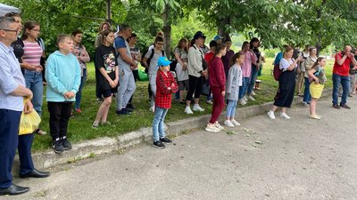 Грали на барабанах та розмальовували мурал: у Вінниці пройшов мистецький проєкт "Берег єднання" Грали на барабанах та розмальовували мурал: у Вінниці пройшов мистецький проєкт "Берег єднання"