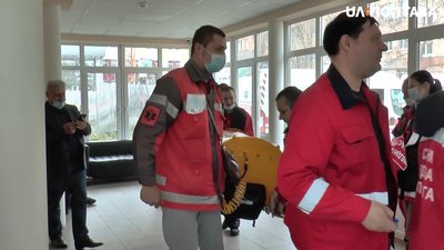 На Полтавщині створили ізолятор для перевезення людей з інфекційними хворобами На Полтавщині створили ізолятор для перевезення людей з інфекційними хворобами