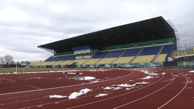 У Житомирі футбольний клуб "Полісся" припиняє співпрацю з сімома своїми гравцями У Житомирі футбольний клуб "Полісся" припиняє співпрацю з сімома своїми гравцями