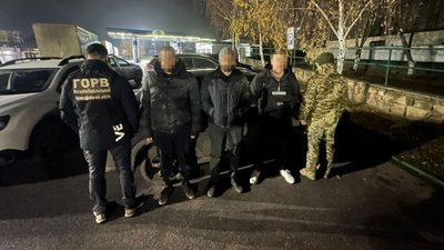 На Вінниччині громадянин Молдови незаконно переправляв чоловіків через кордон