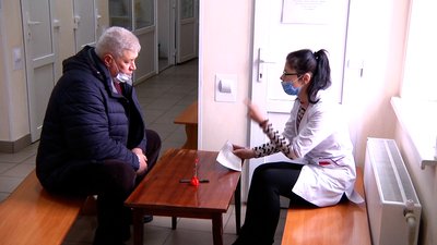 У Бердичеві на Житомирщині темпи вакцинації знизилися втричі – провакцинували 80 % населення У Бердичеві на Житомирщині темпи вакцинації знизилися втричі – провакцинували 80 % населення
