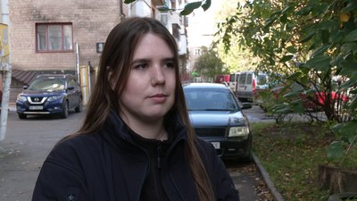 У Рівному мунварта перевіряє незаконні рекламні вивіски: як це відбувається