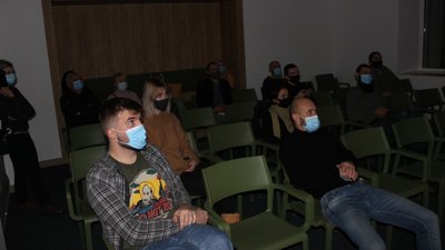 Про ветеранів-підприємців: у Вінниці презентували документальний серіал "Крутий Заміс" Про ветеранів-підприємців: у Вінниці презентували документальний серіал "Крутий Заміс"